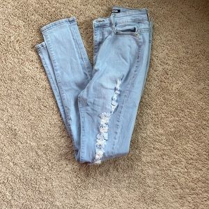Distressed High Waisted Jeans